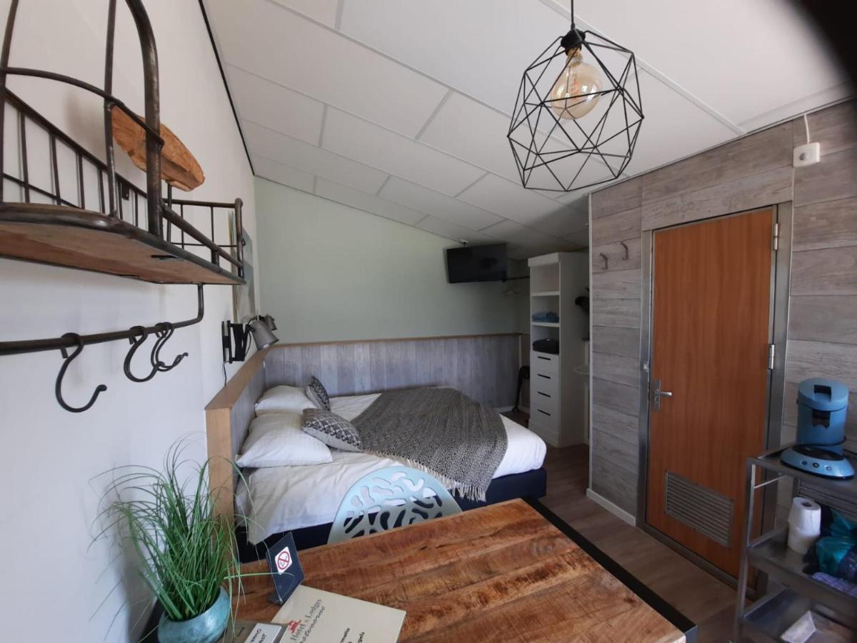 Beach Lodges Oostvoorne Exterior foto