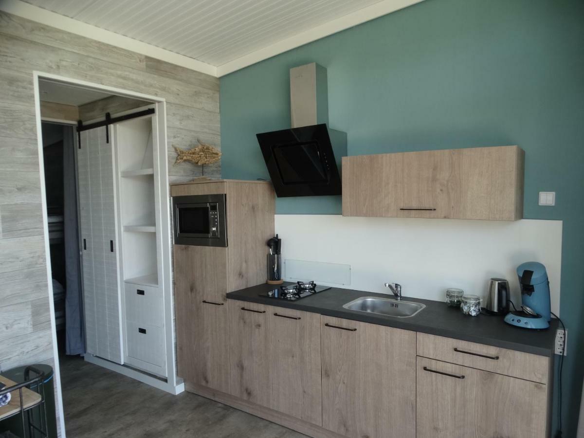 Beach Lodges Oostvoorne Exterior foto
